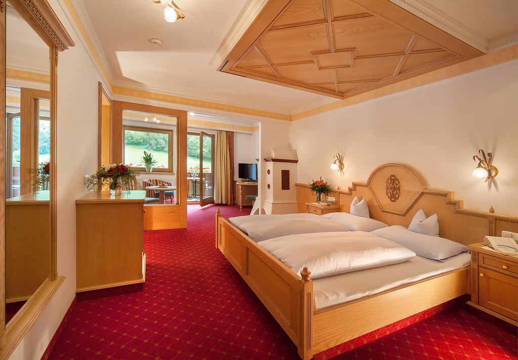 Landhotel Denggerhof Mayrhofen Szoba fotó